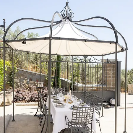 Villa Lucia *